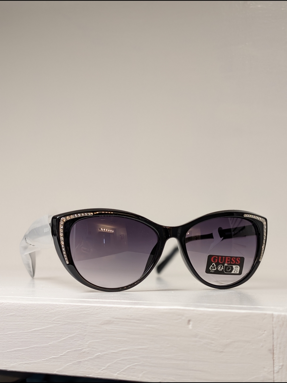 GUESS Rhinestone Butterfly Cat Eye Sunglasses NWT Gradient
